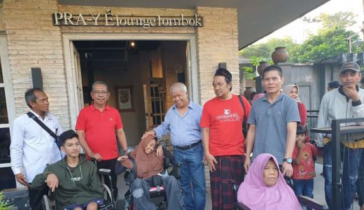 Sering Bantu Warga, Rachmat Hidayat PDIP Wakafkan Diri untuk Masyarakat - GenPI.co NTB