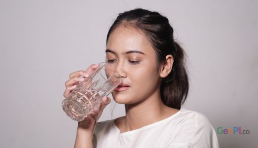 Banyak Minum Air Putih Berbahaya untuk Kesehatan? - GenPI.co NTB