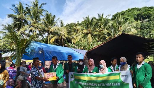 Himmah NW Mataram Bantu Korban Banjir - GenPI.co NTB