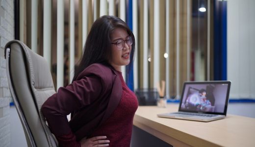 Perut Anda Kram Saat Menstruasi? inilah Penyebabnya - GenPI.co NTB