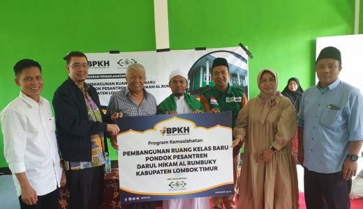 Rachmat Hidayat Bantu Ponpes di Lombok Timur - GenPI.co NTB
