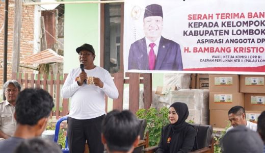 HBK Serahkan Bantuan ke Petani Bawang Lombok Timur - GenPI.co NTB