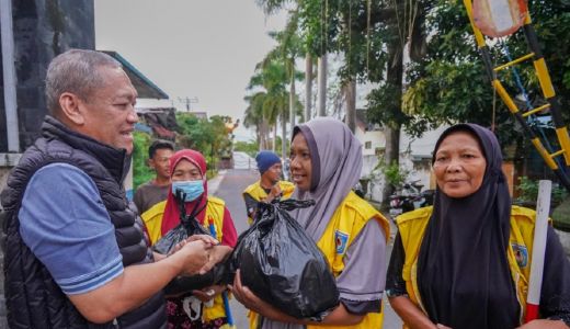 HBK Bagikan Sembako di Mataram, Ini Sasarannya - GenPI.co NTB