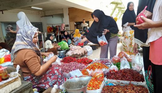 Jelang Ramadan 2023, Harga Cabai Rawit di Lombok Tengah Naik Tajam - GenPI.co NTB