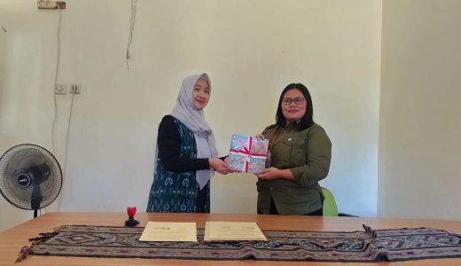 Kantor Bahasa NTB Buat Kamus Bahasa Isyarat, Bina SLB Negeri 4 Lombok Tengah - GenPI.co NTB