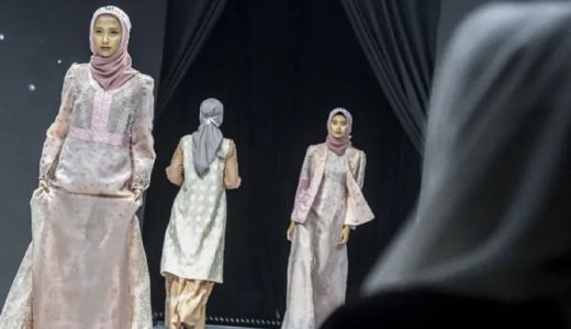 Tips Memilih Bahan Hijab Bebas Gerah dan Nyaman - GenPI.co RIAU