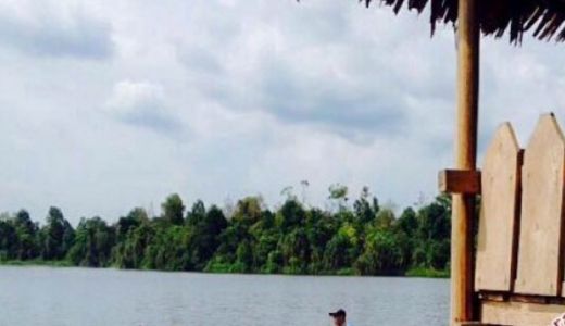 Menikmati Wisata Sampan di Sungai Siak - GenPI.co RIAU
