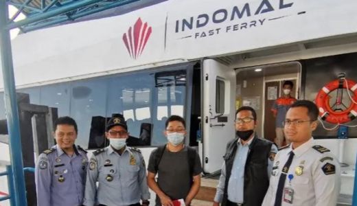 Imigrasi Dumai Deportasi Jong Pei Liang ke Malaysia - GenPI.co RIAU