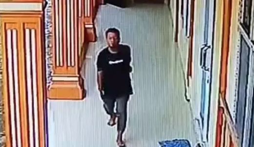 Pria Lakukan Perbuatan Terlarang di Masjid Pekanbaru, Terekam CCTV - GenPI.co RIAU