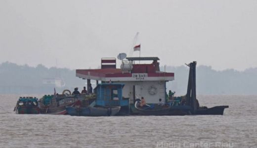 Kekurangan BBM Bersubsidi, Ratusan Nelayan Dumai Tak Melaut - GenPI.co RIAU