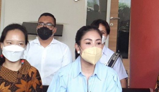 Dugaan Penyekapan, Nindy Ayunda dan Dito Mahendra Diperiksa Polisi - GenPI.co RIAU