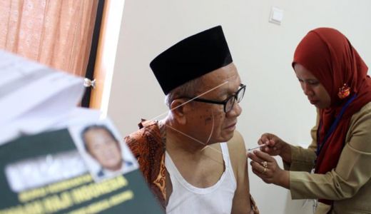 Sempat Kekurangan, 3 Ribu Dosis Vaksin Meningitis Diterima Riau - GenPI.co RIAU