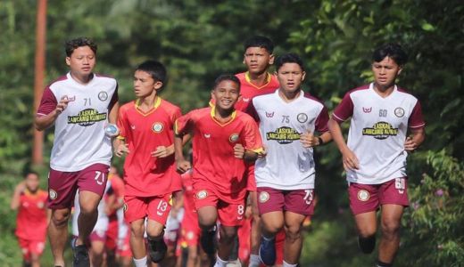Pemain KS Tiga Naga Berharap Kompetisi Segera Bergulir - GenPI.co RIAU
