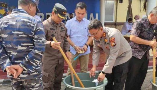 Polres Dumai Musnahkan 10,7 Kilogram Sabu Hasil Ungkap Kasus - GenPI.co RIAU
