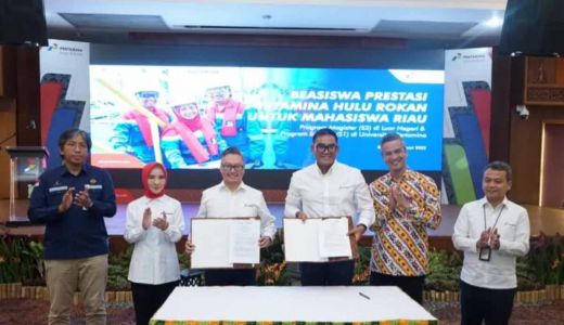 Top! 12 Putra Asal Riau Dapat Beasiswa Prestasi dari PHR - GenPI.co RIAU