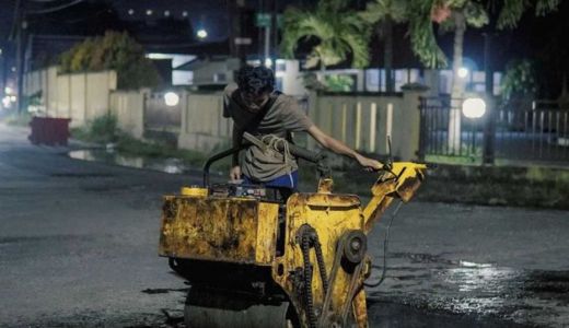 Dikebut! Pekanbaru Telah Perbaiki 10 Jalan Rusak pada Januari Ini - GenPI.co RIAU