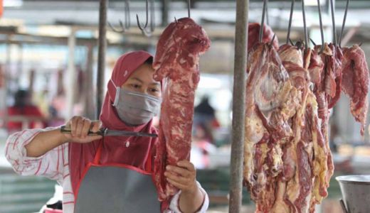 Lebaran, Harga Daging Sapi di Riau Tembus Rp 130 Ribu per Kilogram - GenPI.co RIAU