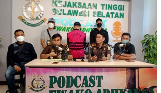 Tim Tabur Kejati Sulsel Tangkap Terdakwa Korupsi Komputer SMP - GenPI.co SULSEL