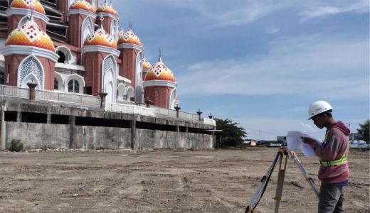 Sempat Mangkrak, Gubernur Sulsel Perintahkan Lanjut Bangun Masjid - GenPI.co SULSEL