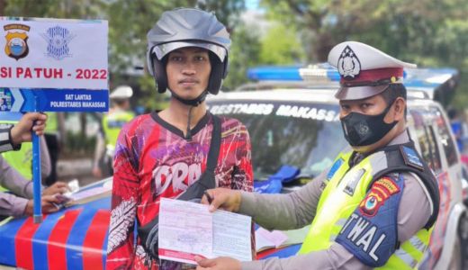 Polrestabes Makassar Tindak 2.281 Pengendara dalam Operasi Patuh - GenPI.co SULSEL
