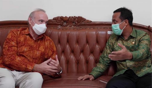 Gubernur Sulsel Pamer ke Dubes Prancis, Oliver Tersanjung - GenPI.co SULSEL
