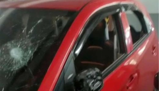 Mobil Honda Brio di Makassar Hancur Dirusak, Oknum DPRD Terlibat? - GenPI.co SULSEL