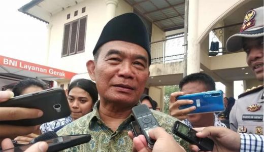 Menteri PMK Muhadjir Effendy akan cek Sampah dan Lalat Makassar - GenPI.co SULSEL