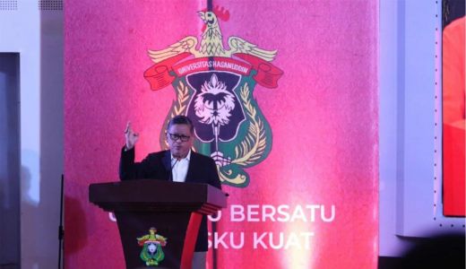 Hasto Kristiyanto: Orang Sulawesi adalah Bangsa Pelaut Tangguh - GenPI.co SULSEL