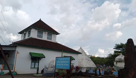 Masjid Tua Katangka Tertua di Sulsel, Umurnya Sudah 419 Tahun - GenPI.co SULSEL