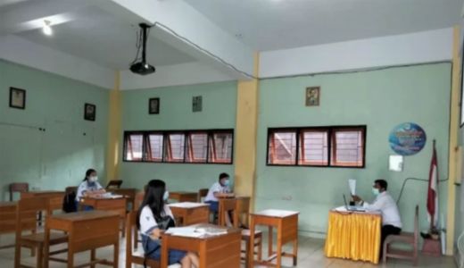 Corona Masuk Sekolah, Siswa PAUD-SMP Kendari Terpaksa Dirumahkan - GenPI.co SULTRA
