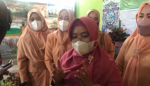 Suka Timun dan Sambal, Istri Wali Kota Kendari: Makan Apa Aja Sih - GenPI.co SULTRA