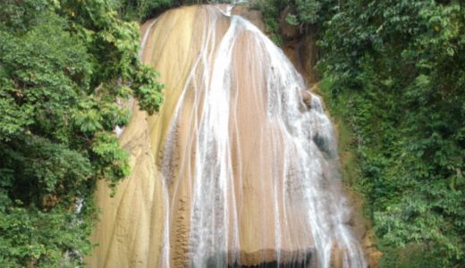 Pesona Air Terjun Tumburano dan Legenda Rakyat Konkep Sultra - GenPI.co SULTRA