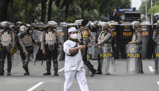 Ribuan TNI-Polri Siap Kawal Demo di Sultra, Aset Pertamina Dijaga - GenPI.co SULTRA