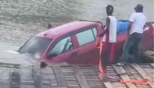 Tragis, Toyota Hilux Bawa Bayi 7 Bulan di Konawe Terjun ke Sungai - GenPI.co SULTRA