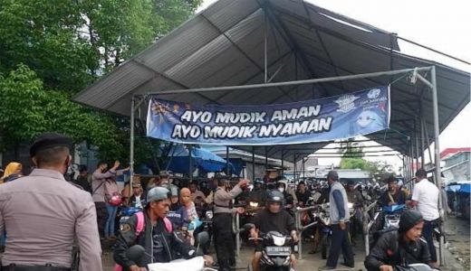 Drama Warga Muna Rela Antre Berhari-hari Demi Tiket Arus Balik - GenPI.co SULTRA
