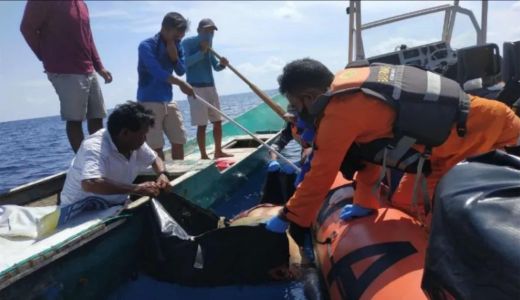 Nelayan Wakatobi Sultra Menemukan Mayat Mengapung, Ternyata - GenPI.co SULTRA