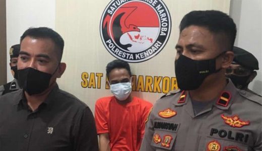 Pengedar Sabu Ditangkap di Halte DPRD Kendari, Wow Banyak Banget - GenPI.co SULTRA
