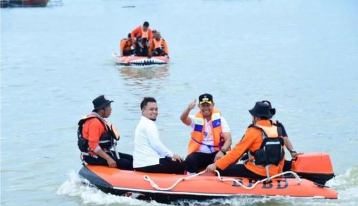Penjabat Wali Kota Kendari Asmawa Tosepu Beli Sampah Laut Rp100 Ribu per 1 KG - GenPI.co SULTRA