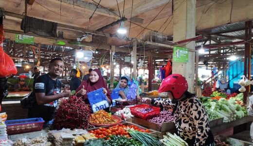 Edukasi Transaksi Digital UMKM di Papua Sukses, Nilai Transaksi QRIS Melejit - GenPI.co SULTRA