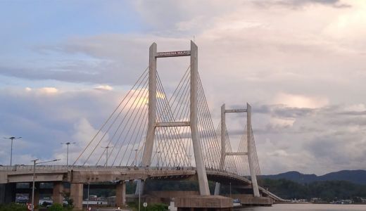 Jembatan Teluk Kendari, Pesona Wisata Super Murah di Sultra - GenPI.co SULTRA