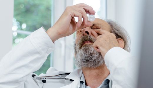 5 Daftar Obat Tetes Mata, Bikin Penglihatan Lebih Jernih - GenPI.co SUMSEL