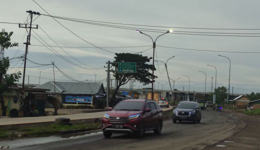 Polrestabes Palembang Terapkan Contra Flow di GT Kramasan - GenPI.co SUMSEL