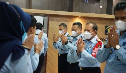 Gelar Apel Pegawai Kemenkumham Sumsel, Yasonna: Fokus Kerja Lagi! - GenPI.co SUMSEL