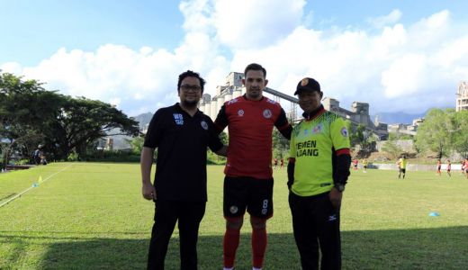Pemain Naturalisasi Silvio Escobar Berlabuh ke Semen Padang FC - GenPI.co SUMSEL