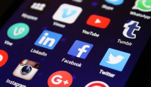 Tips Agar Akun Media Sosial Kamu Nggak Mudah Dibobol Orang Jahat - GenPI.co SUMSEL