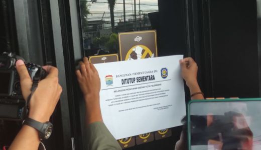 Langgar Perda, Gerai Holywings di Palembang Ditutup Satpol PP - GenPI.co SUMSEL