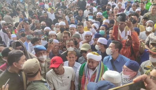 Tolak Promosi SARA, Ratusan Massa Datangi Holywings Palembang - GenPI.co SUMSEL