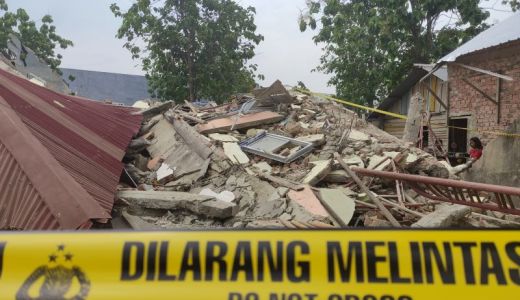 Kronologis Gedung Sekolah Roboh Tewaskan Pekerja di Palembang - GenPI.co SUMSEL