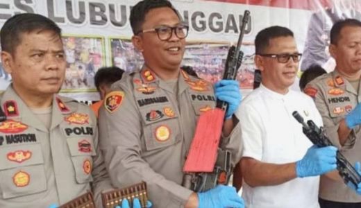 Jual Senapan Ilegal di Lubuklinggau, 2 Anggota Perbakin Ditangkap - GenPI.co SUMSEL