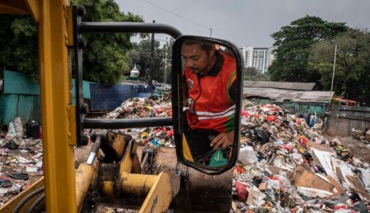 Wow! Warga Palembang Hasilkan Ribuan Ton Sampah Setiap Hari - GenPI.co SUMSEL